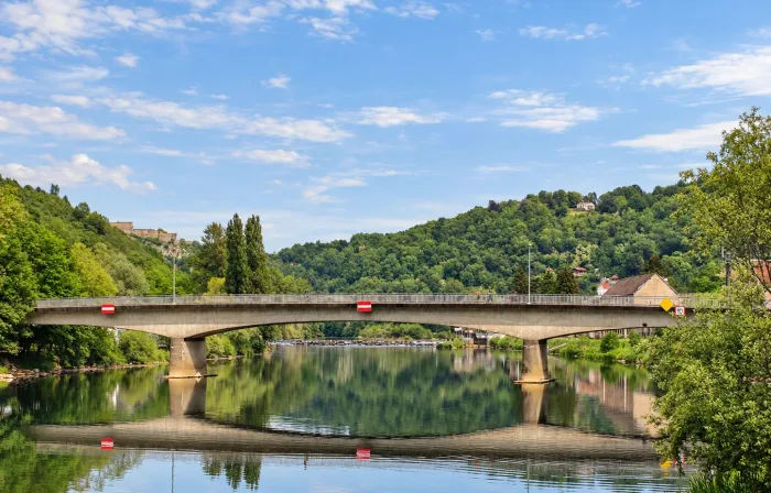 Le Doubs et le pont de Velotte